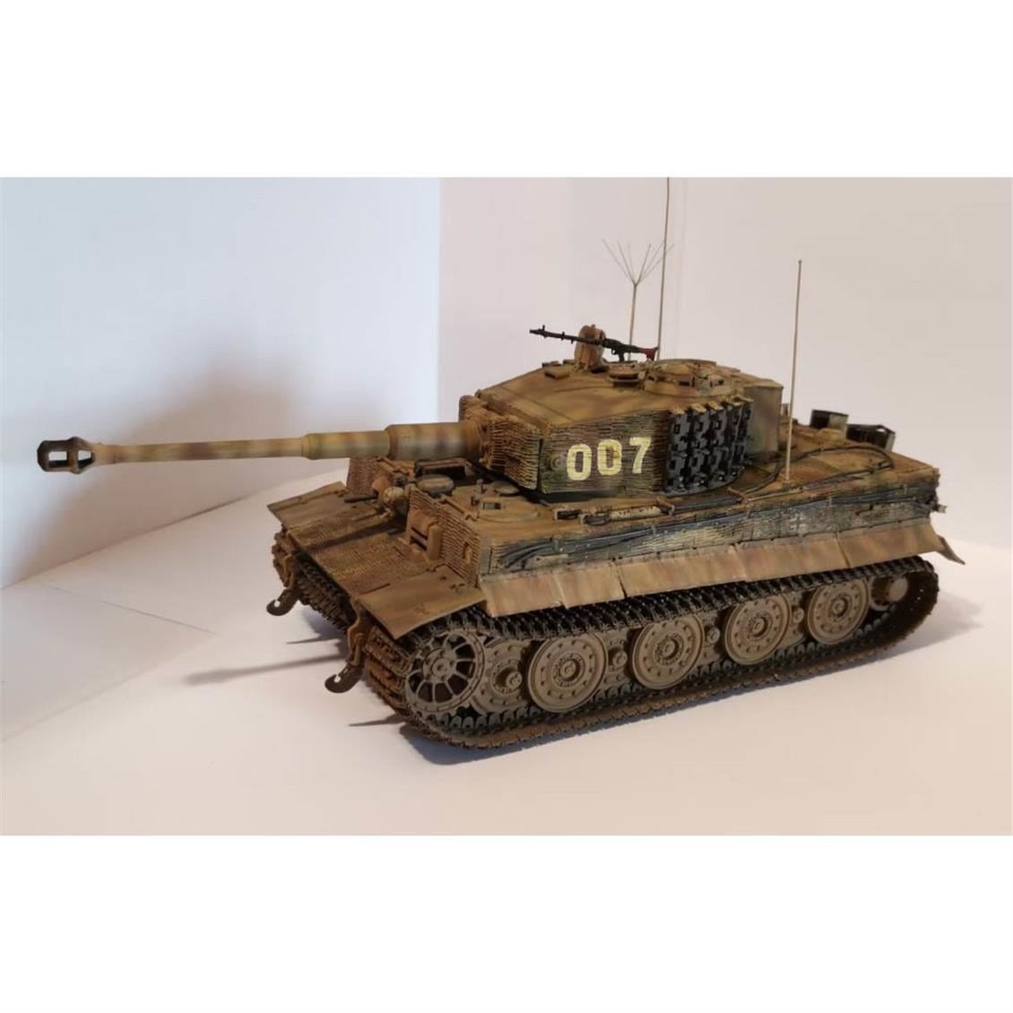Dragon 6800 1/35 Ölçek, Tiger 1, Geç Dönem Wittmann'ın Son Tankı Plastik Model Kiti