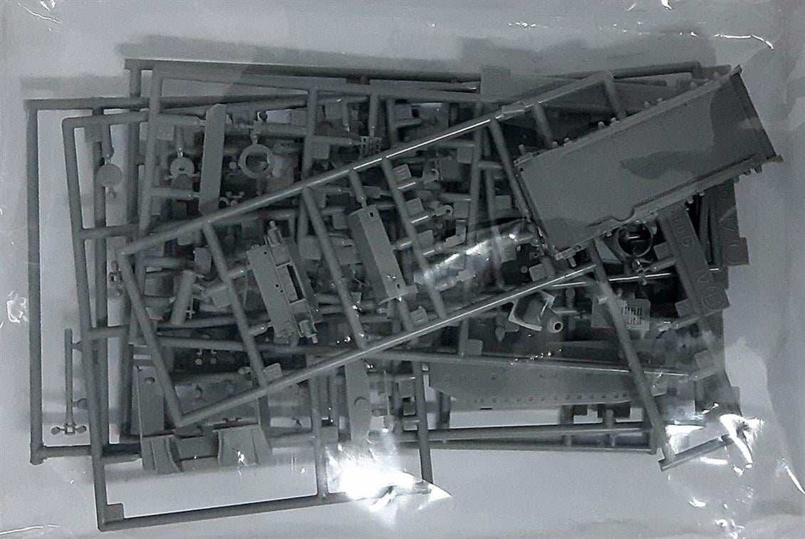 Dragon 7235 1/72 Ölçek, Sd.Kfz.167 StuG IV Erken Dönem Tankı Plastik Model Kiti