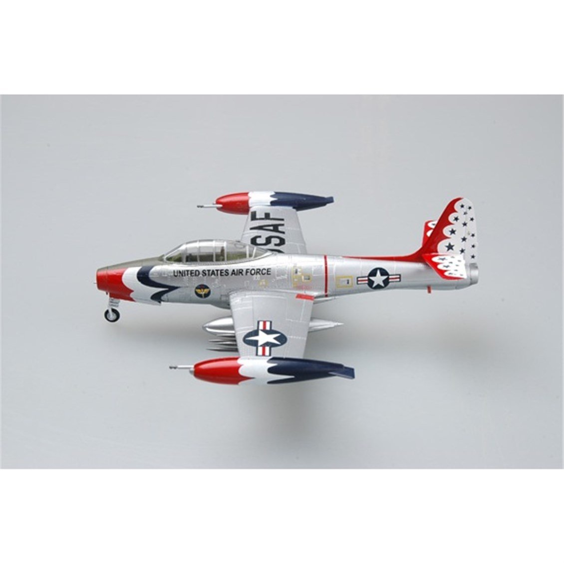Easy Hobby 36801 1/72 Ölçek, F-84G USAF Air demonstration flight team (THUNDERBIRDS), 1955 Gösteri Savaş Uçağı, Sergilemeye Haz