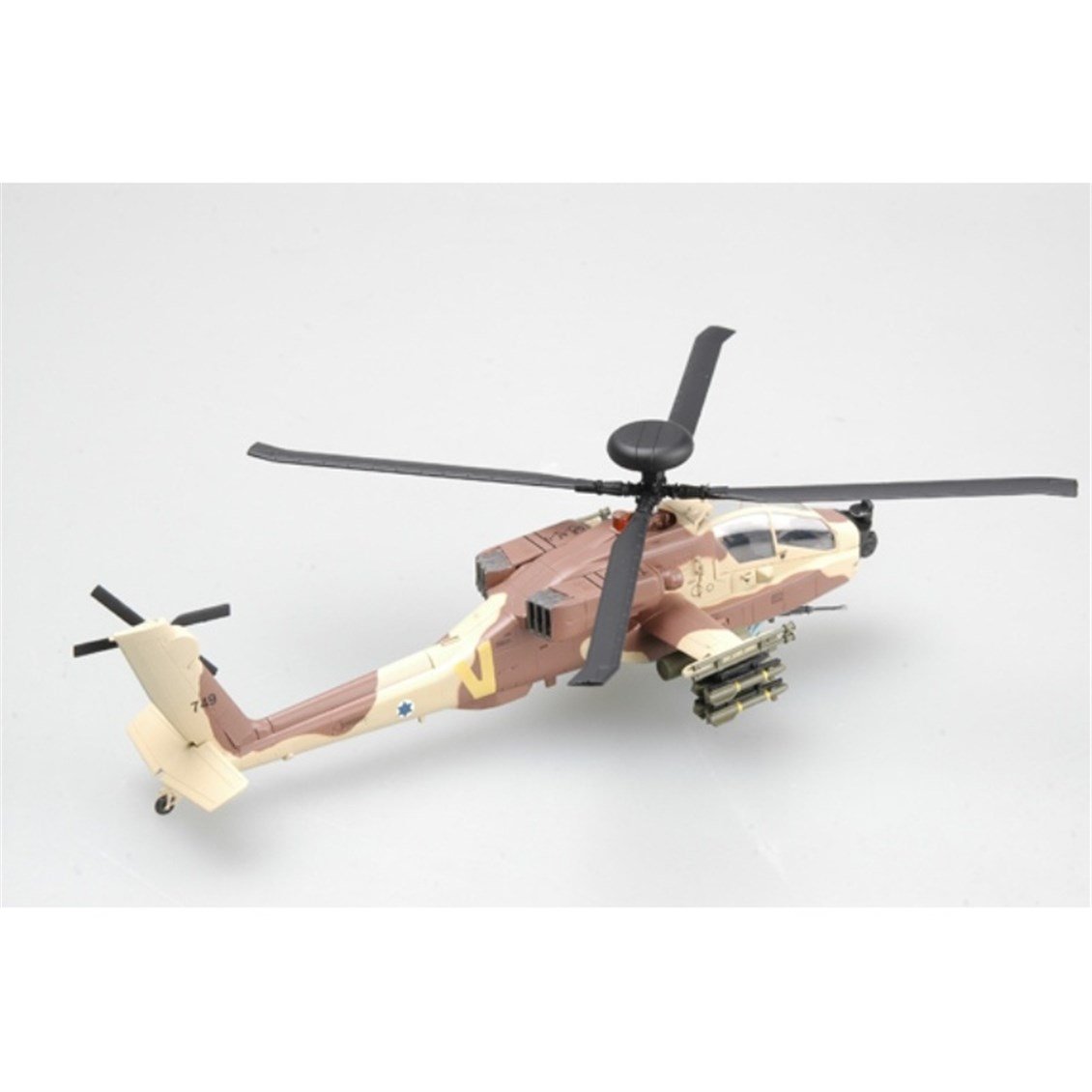 Easy Hobby 37032 1/72 Ölçek, AH-64D, Israeli Air Force No966 Askeri Helikopter, Sergilemeye Hazır Plastik Model