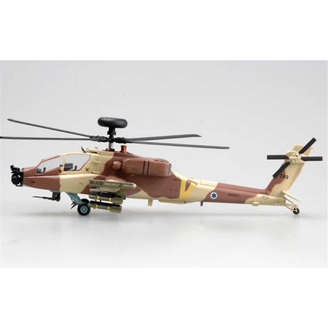 Easy Hobby 37032 1/72 Ölçek, AH-64D, Israeli Air Force No966 Askeri Helikopter, Sergilemeye Hazır Plastik Model