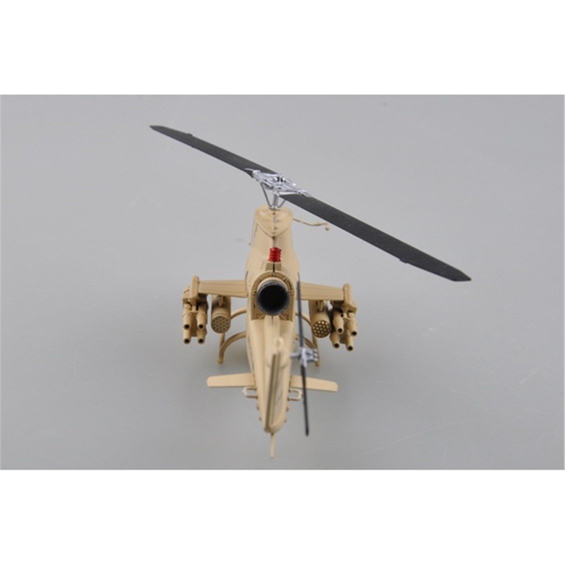 Easy Hobby 37099 1/72 Ölçek, AH-1F, (Sand Shark) Askeri Helikopter, Sergilemeye Hazır Plastik Model
