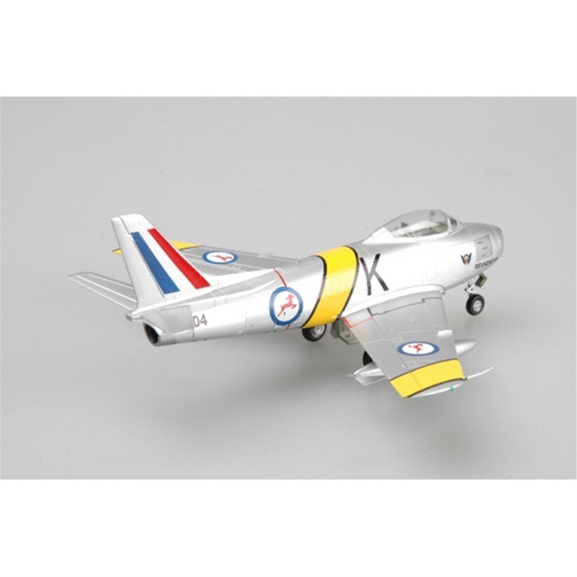 Easy Hobby 37100 1/72 Ölçek, F-86F-30 South African Air Force No.2 Squadron, Korean War Savaş Uçağı, Sergilemeye Hazır Plastik