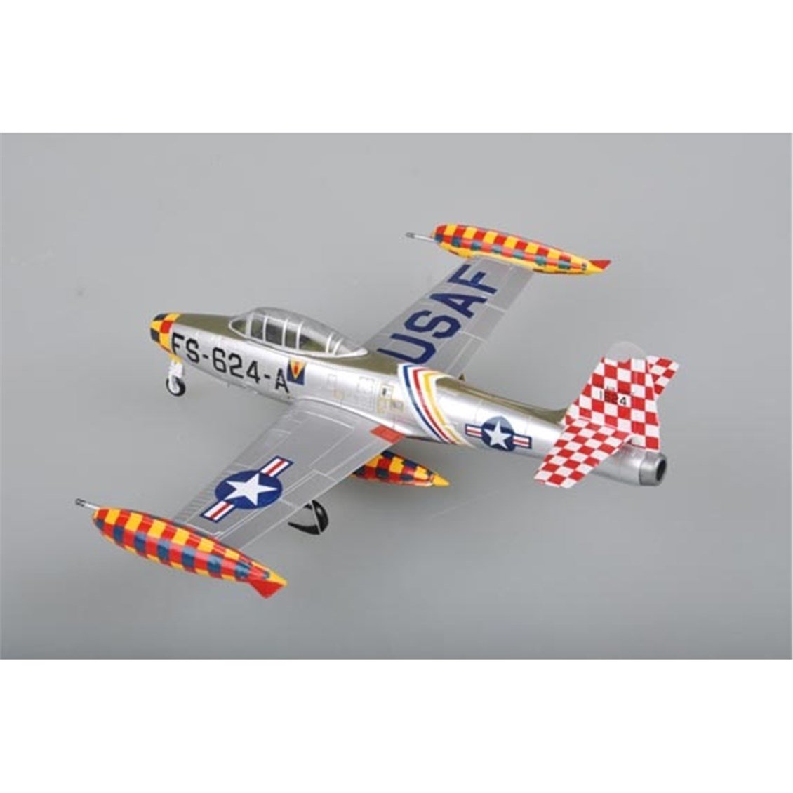 Easy Hobby 37107 1/72 Ölçek, F-84E Flown by The CO of the 86th FBW,Col Laven.Germany 1951 Savaş Uçağı, Sergilemeye Hazır Plasti