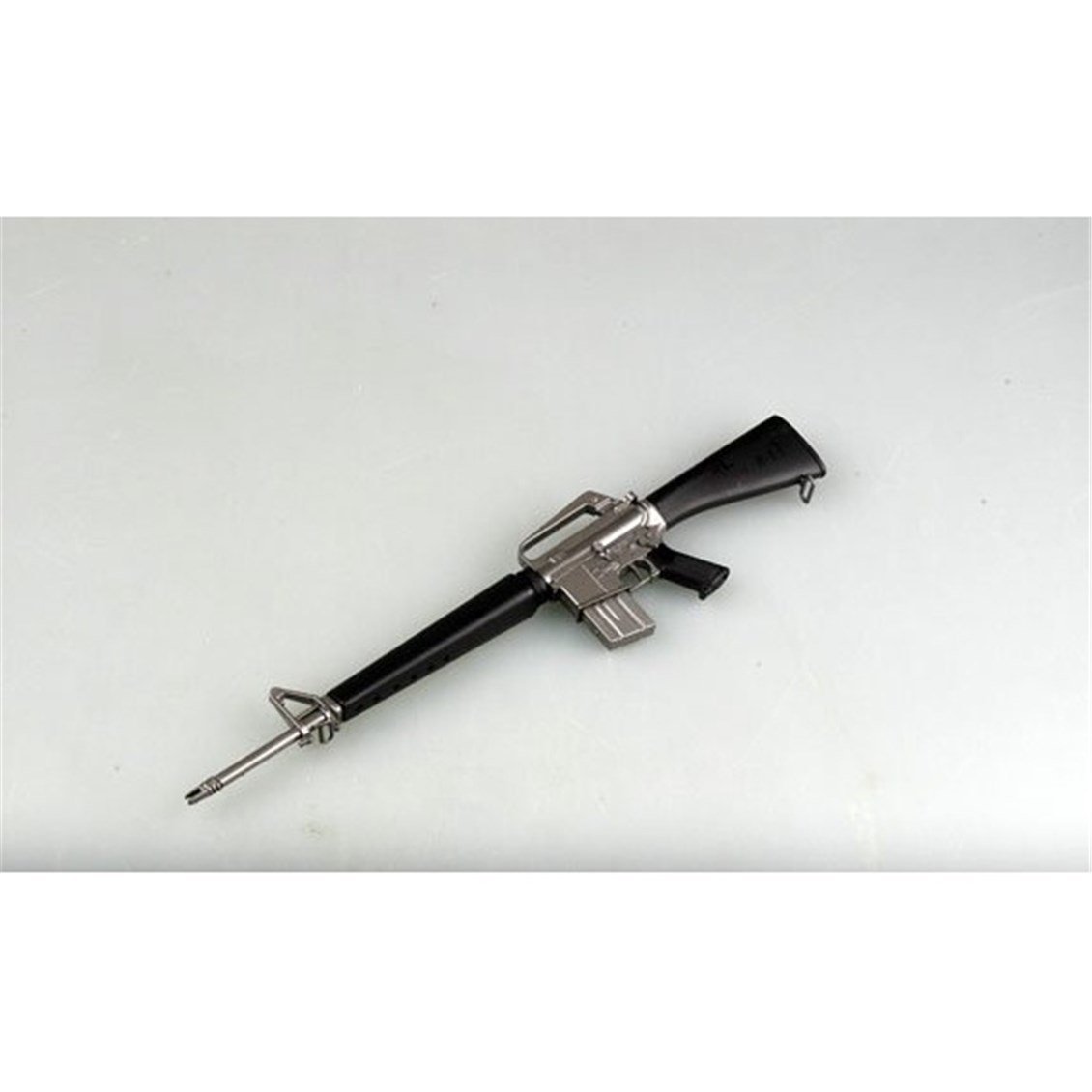 Easy Hobby 39101 1/3 Ölçek, M16  Silahı, Sergilemeye Hazır Plastik Model