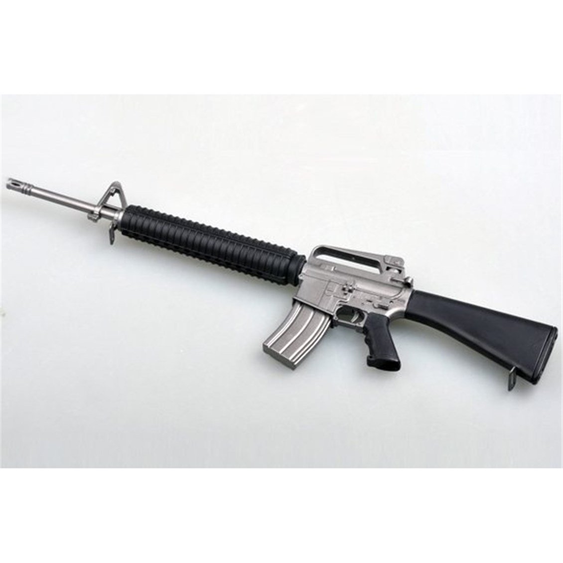 Easy Hobby 39106 1/3 Ölçek,  M16A2 Silahı, Sergilemeye Hazır Plastik Model