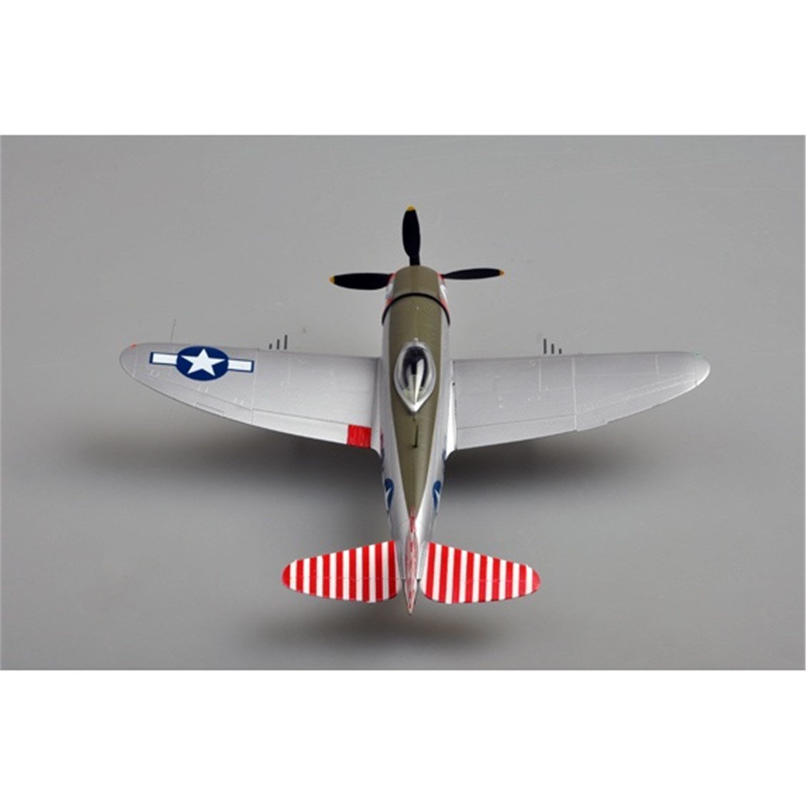 Easy Hobby 39310 1/72 Ölçek, P-47D 527FS,86FG Savaş Uçağı, Sergilemeye Hazır Plastik Model