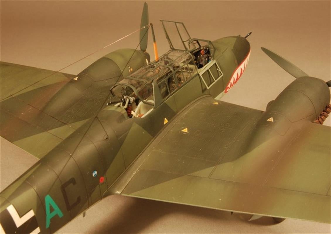 Eduard 8201 1/48 Ölçek, Bf 110C Uçak Maketi