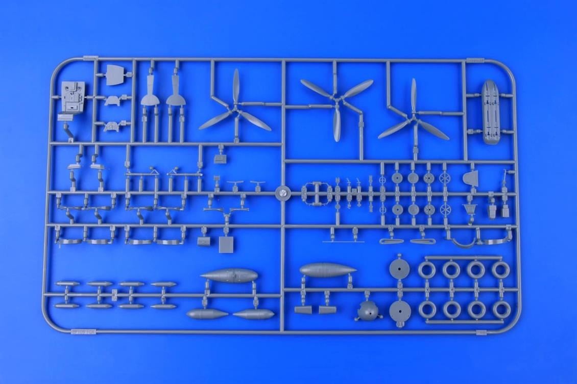 Eduard 82118 1/48 Ölçek, Bf 109G-14 1/48 Ölçek, Uçak Maketi