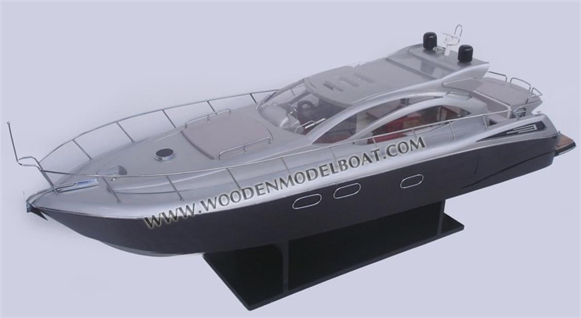 Gianhien Sb0081P80 Sunseeker Predator Hazır Özel Yat Maketi