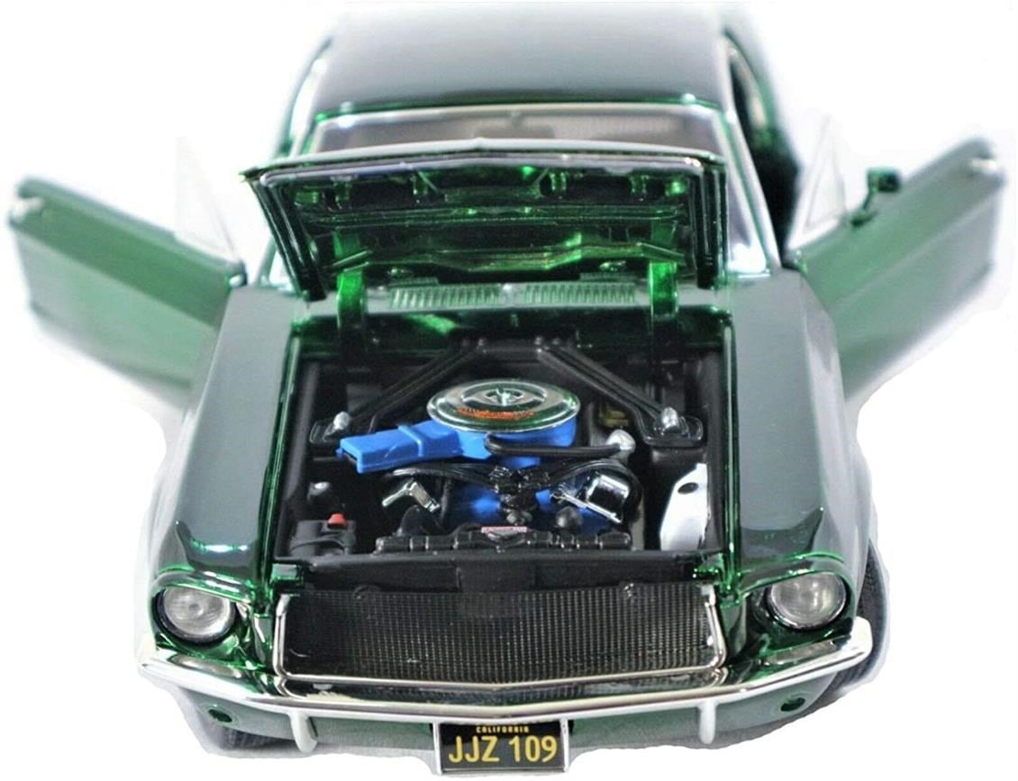 Greenlight 12823 1/18 Ölçek, 1968 Ford Mustang GT (Steve Mcqueen), Koyu Yeşil, Sergilemeye Hazır Metal Araba Modeli