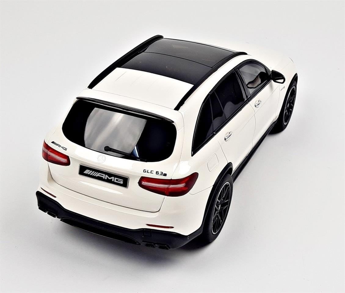 GT Spirit B66965713 1/18 Ölçek, Mercedes Benz AMG GLC 63 SUV, Diamond White Bright, Sergilemeye Hazır Metal Araba Modeli