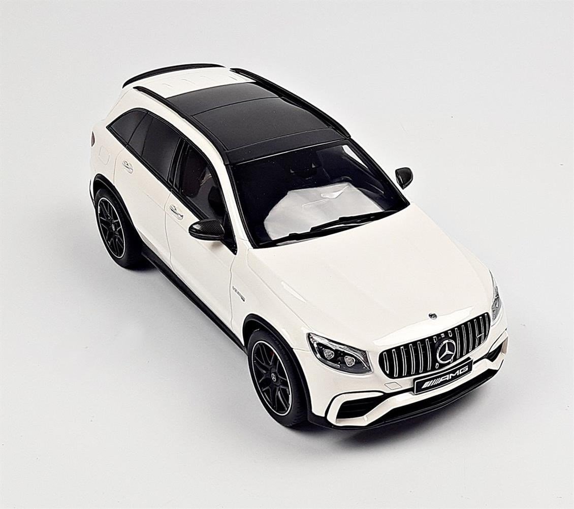 GT Spirit B66965713 1/18 Ölçek, Mercedes Benz AMG GLC 63 SUV, Diamond White Bright, Sergilemeye Hazır Metal Araba Modeli