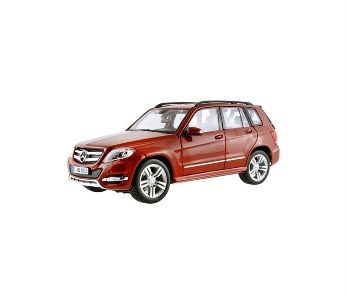 GTA 11008 1/18 Ölçek, 2013 Mercedes Benz GLK, Kırmızı, Sergilemeye Hazır Metal Araba Modeli