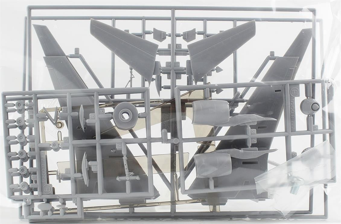 Hasegawa 10 10710 1/200 Ölçek, ANA B777-300, Yolcu Uçağı Plastik Model Kiti