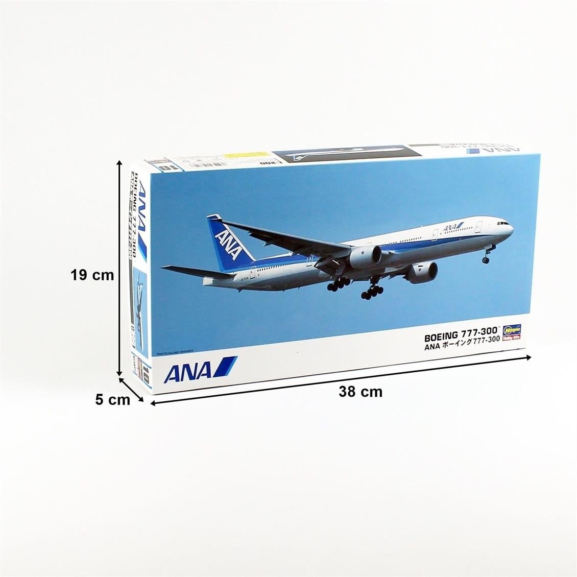 Hasegawa 10 10710 1/200 Ölçek, ANA B777-300, Yolcu Uçağı Plastik Model Kiti