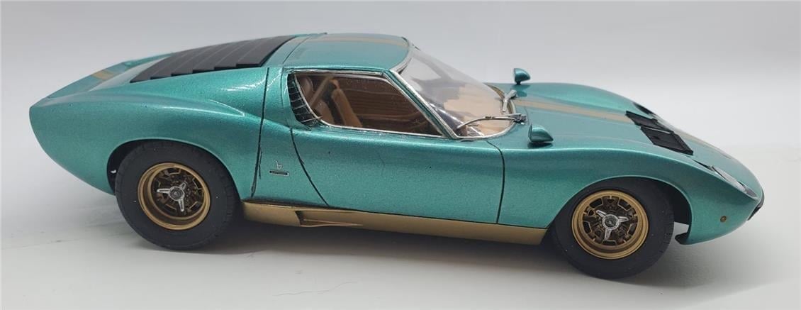 Hasegawa 20439 1/24 Ölçek, Lamborghini Miura P400 SV, Otomobil Plastik Model Kiti