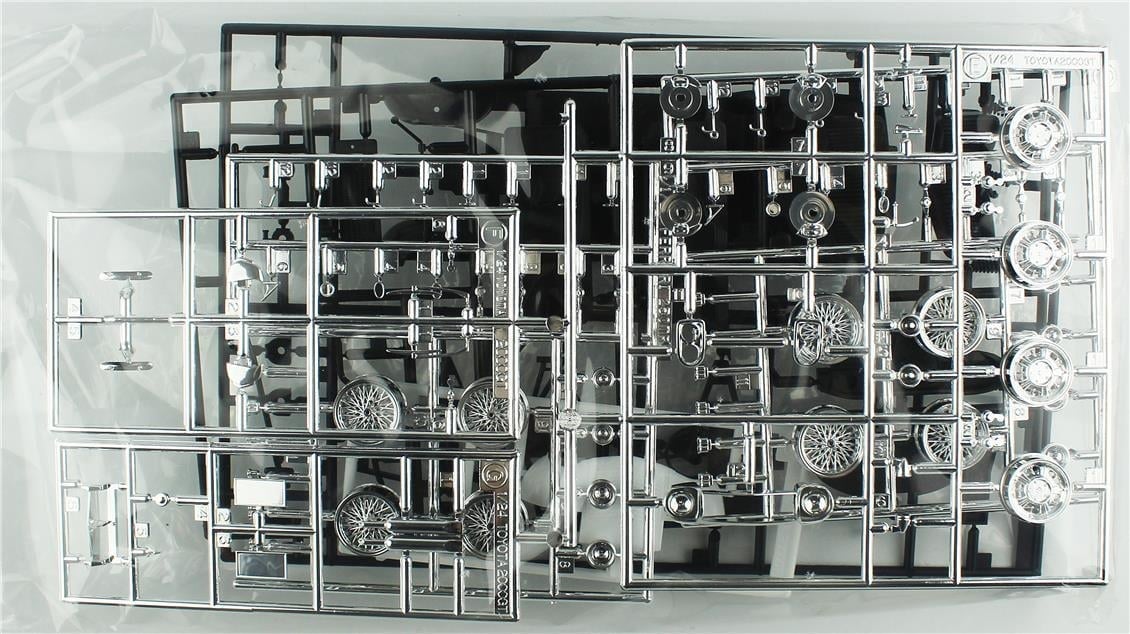 Hasegawa 20617 1/24 Ölçek, Toyota 2000GT (Wire Wheel), (Limited Edition) Otomobil Plastik Model Kiti