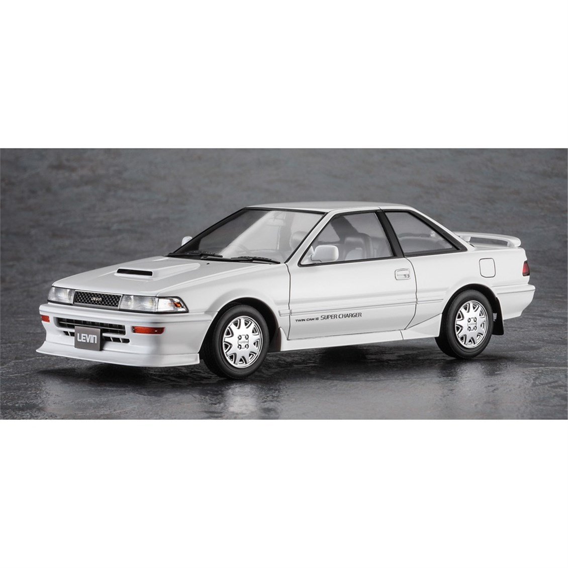 Hasegawa 20655 1/24 Ölçek, Toyota Corolla Levin AE92 GT-Z Late Version w/Lip Spoiler, Otomobil Plastik Model Kiti