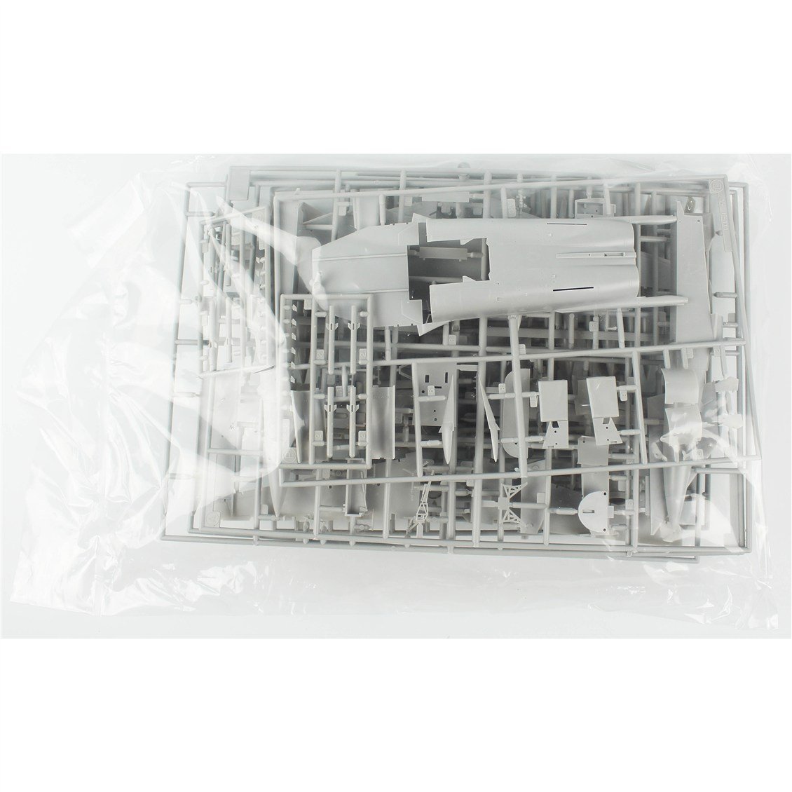 Hasegawa 2441 1/72 Ölçek, F-111A Aardvark (Vietnam War) Savaş Uçağı Plastik Model Kiti