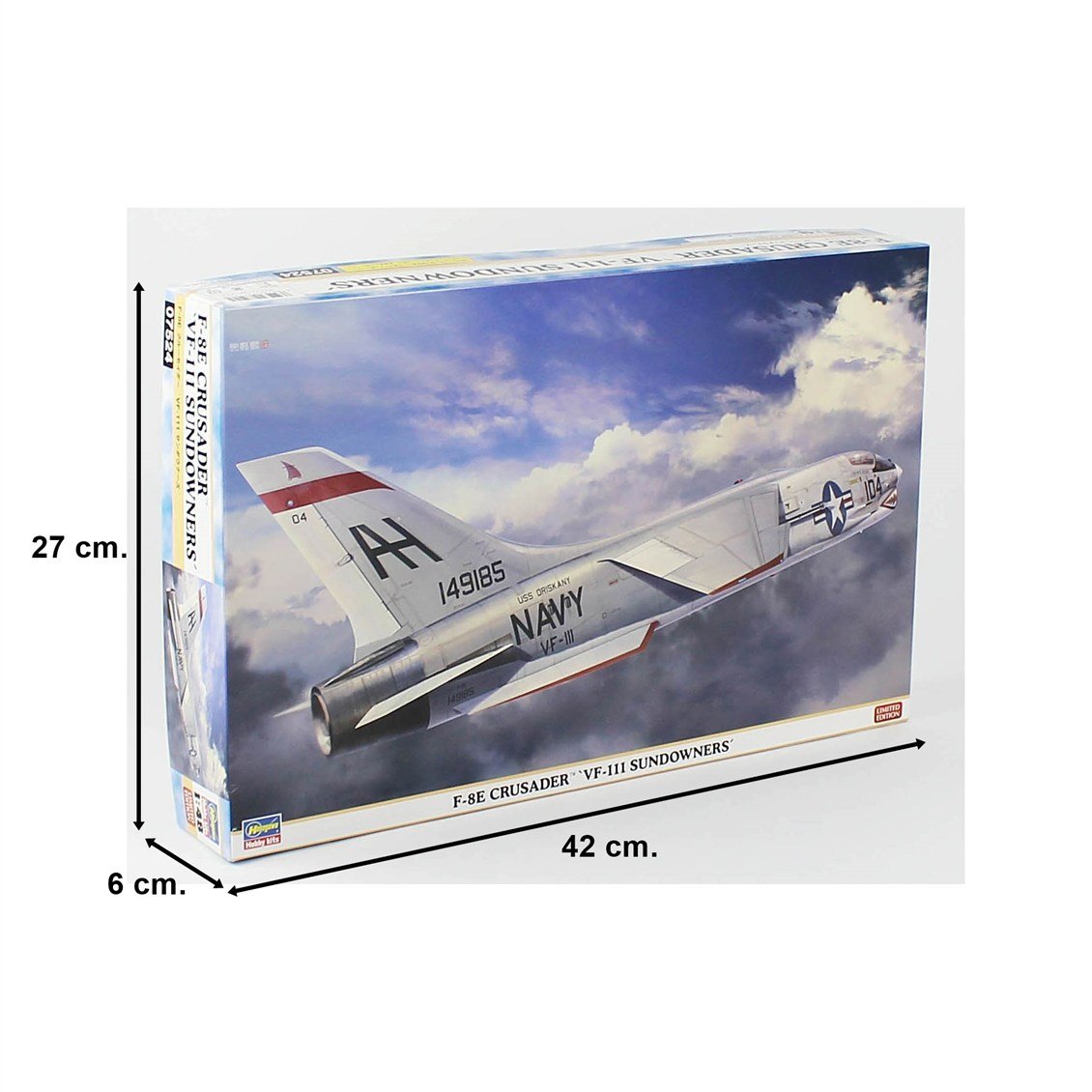 Hasegawa 7524 1/48 Ölçek, F-8E Crusader (VF-111 Sundowners) Savaş Uçağı Plastik Model Kiti