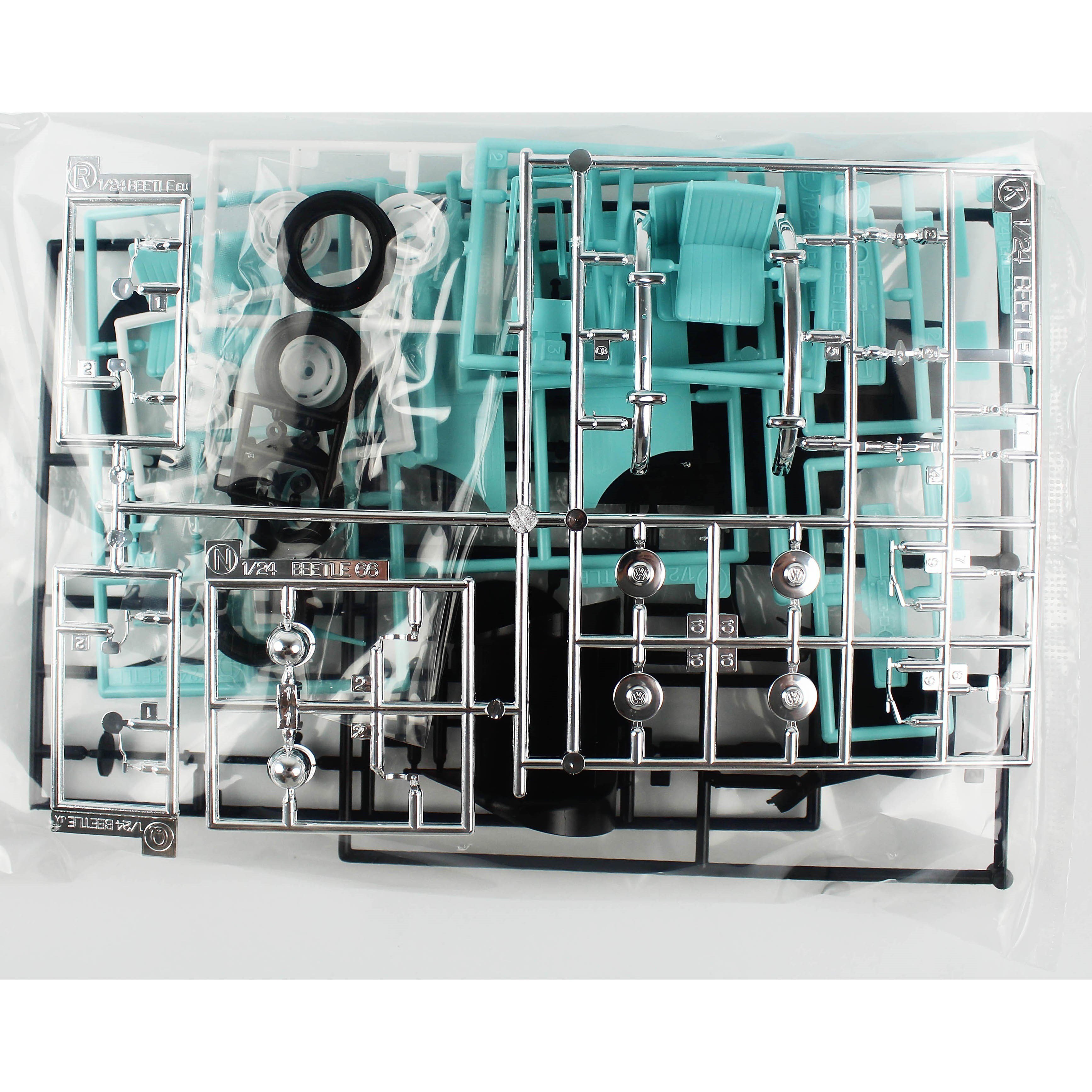 Hasegawa SP665 52465 1/24 Ölçek, Volkswagen Beetle Type 1 (1966) (Rio Asaka) ve Egg Girls Figürü, Otomobil Plastik Model Kiti