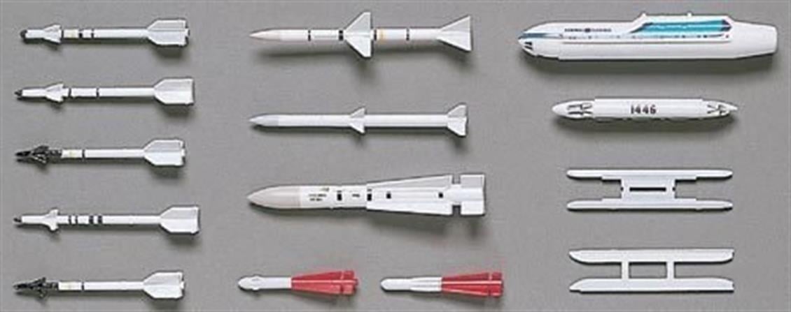 Hasegawa X72-3 35003 1/72 Ölçek, Savaş Uçağı Silahları-III, Plastik Model Kiti