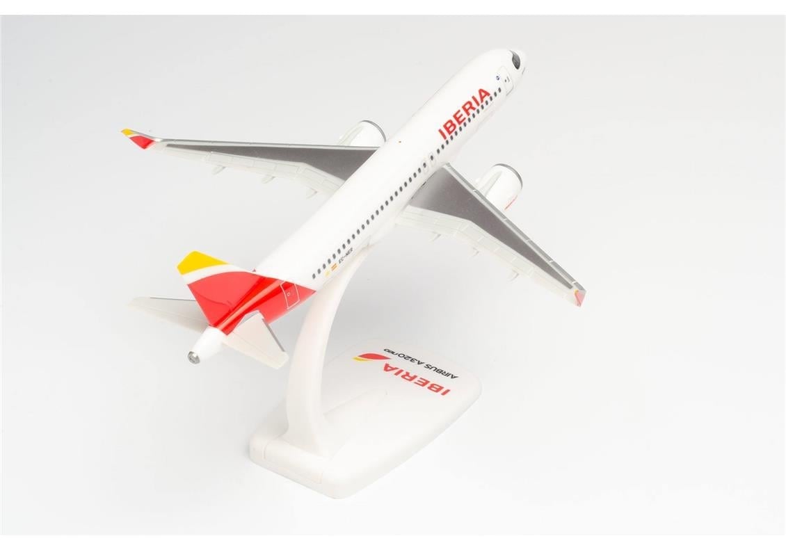 Herpa 613064 1/200 Ölçek, Airbus A320neo Iberia Airlines, Snapfit, Sergilemeye Hazır Model Yolcu Uçağı