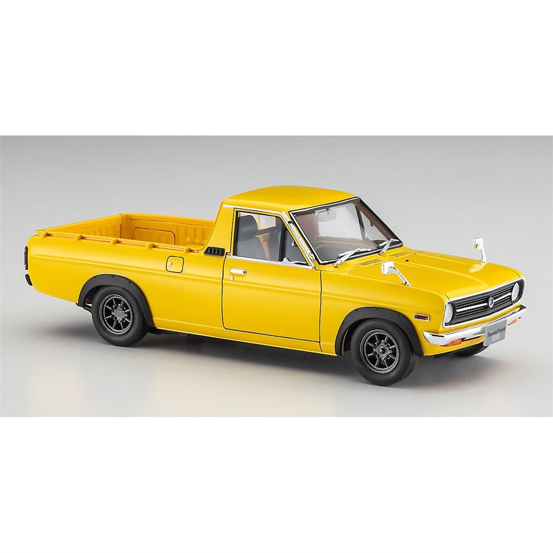HHasegawa 20641 1/24 Ölçek, Datsun Sunny Truck (GB120), Erken Dönem, Kamyonet Plastik Model Kiti