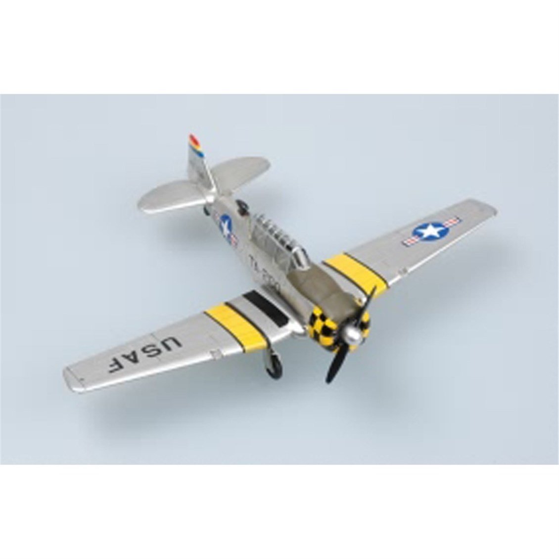 Hobbyboss 80233 1/72 Ölçek, T-6G (Texan), Savaş Uçağı Plastik Model Kiti