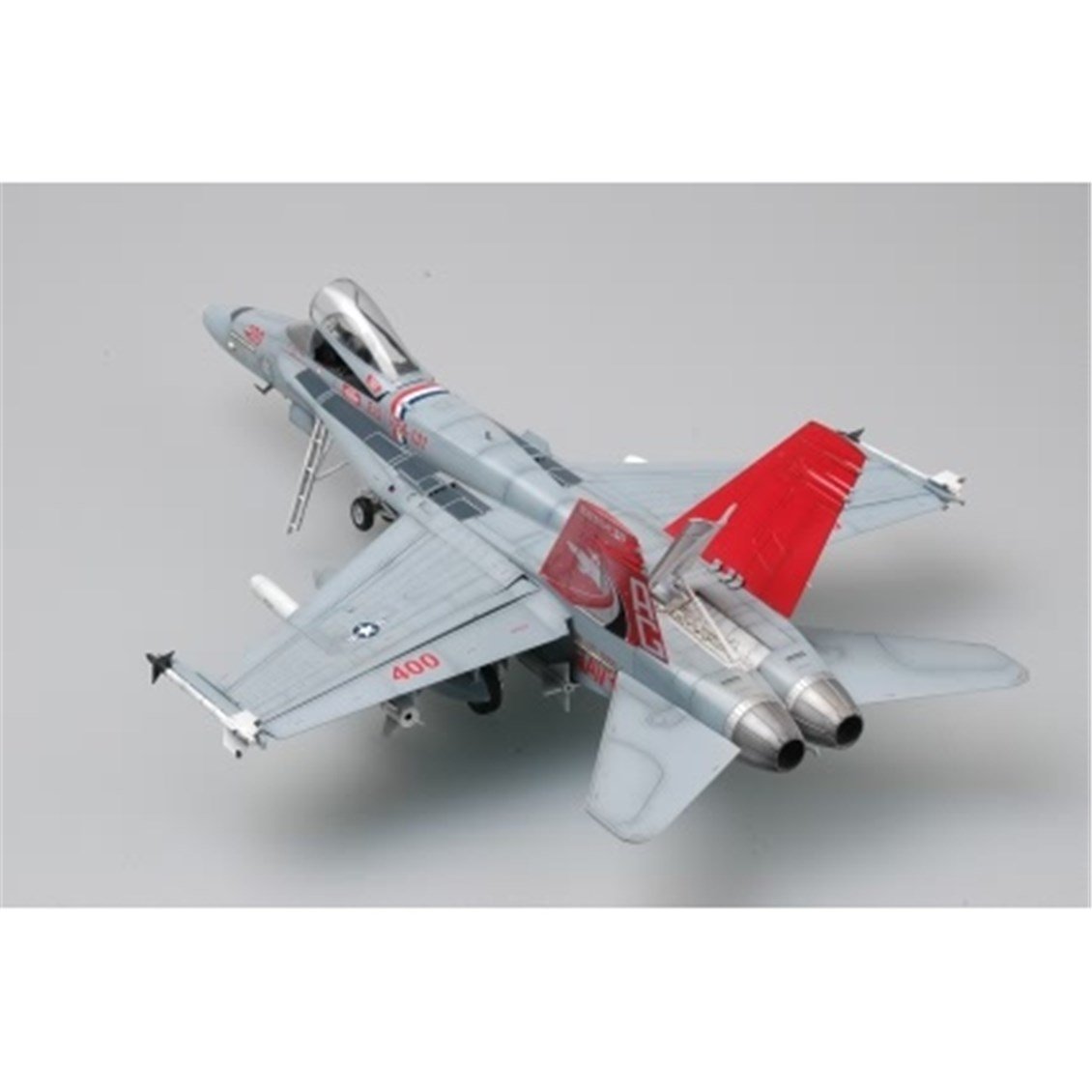 Hobbyboss 80321 1/48 Ölçek, F/A-18C (HORNET) Savaş Uçağı Plastik Model Kiti