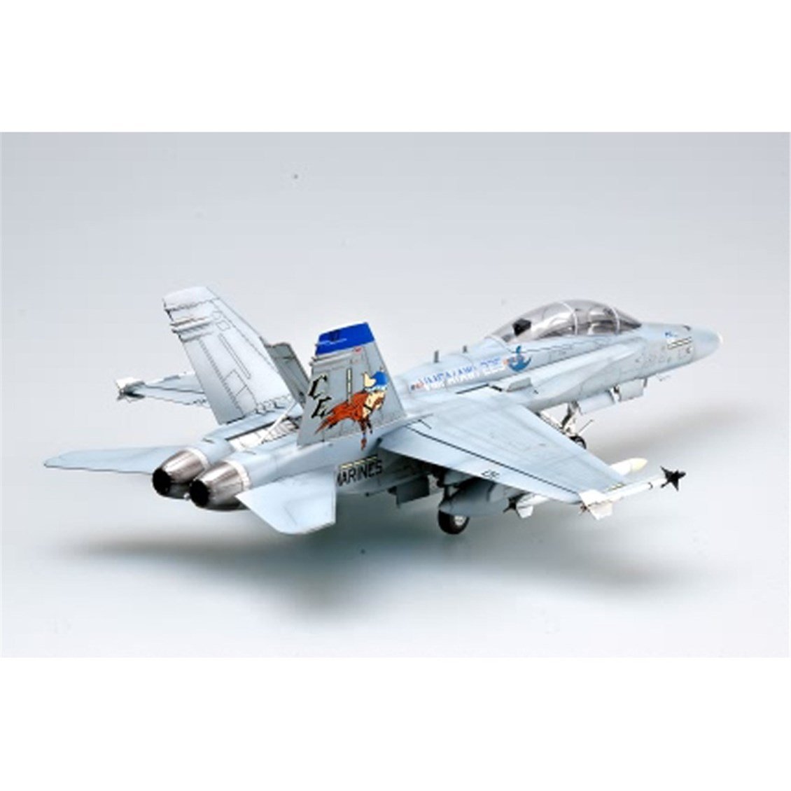 Hobbyboss 80322 1/48 Ölçek, F/A-18D (HORNET) Savaş Uçağı Plastik Model Kiti