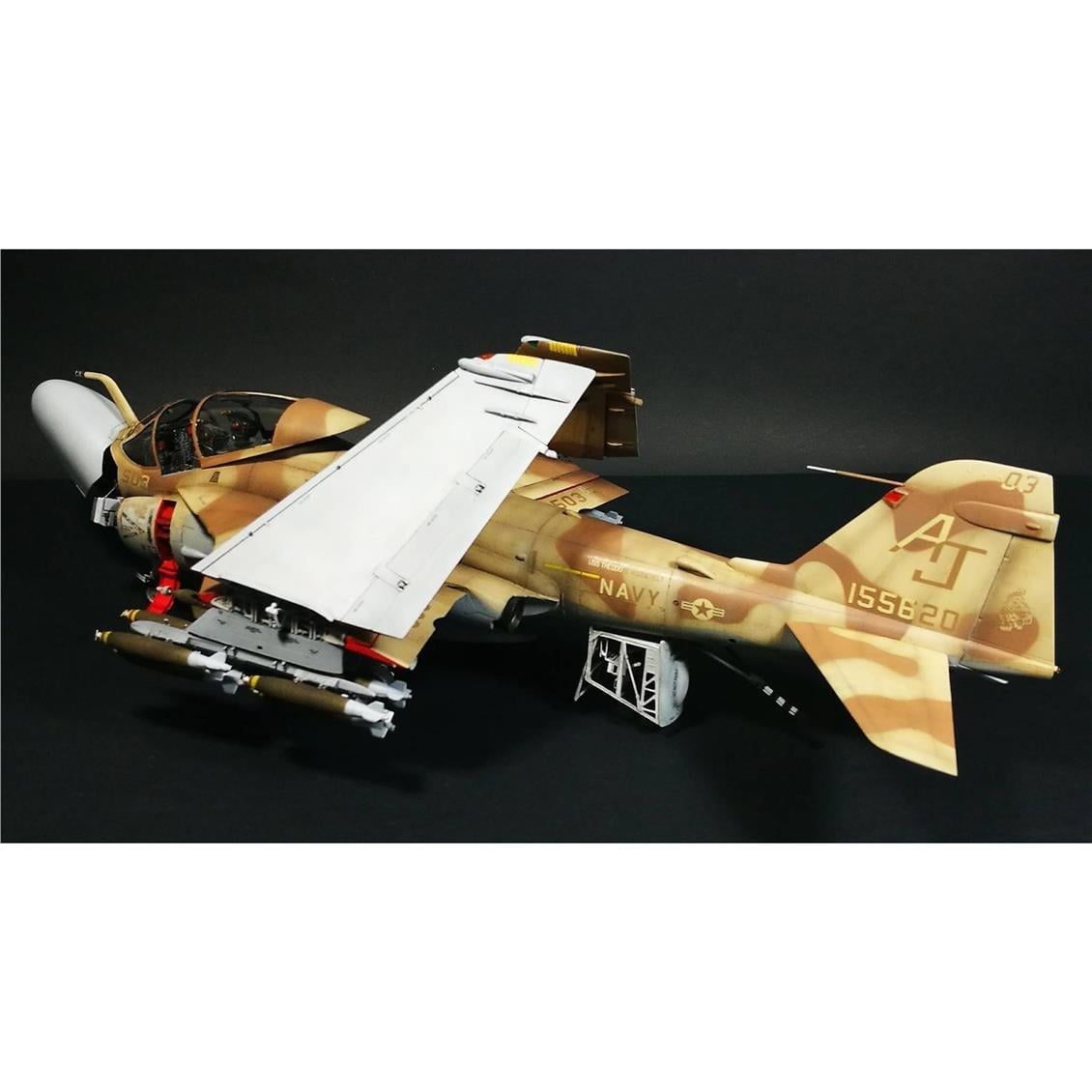 HobbyBoss 81710 1/48 Ölçek, A-6E TRAM Intruder, Savaş Uçağı, Plastik Model Kiti