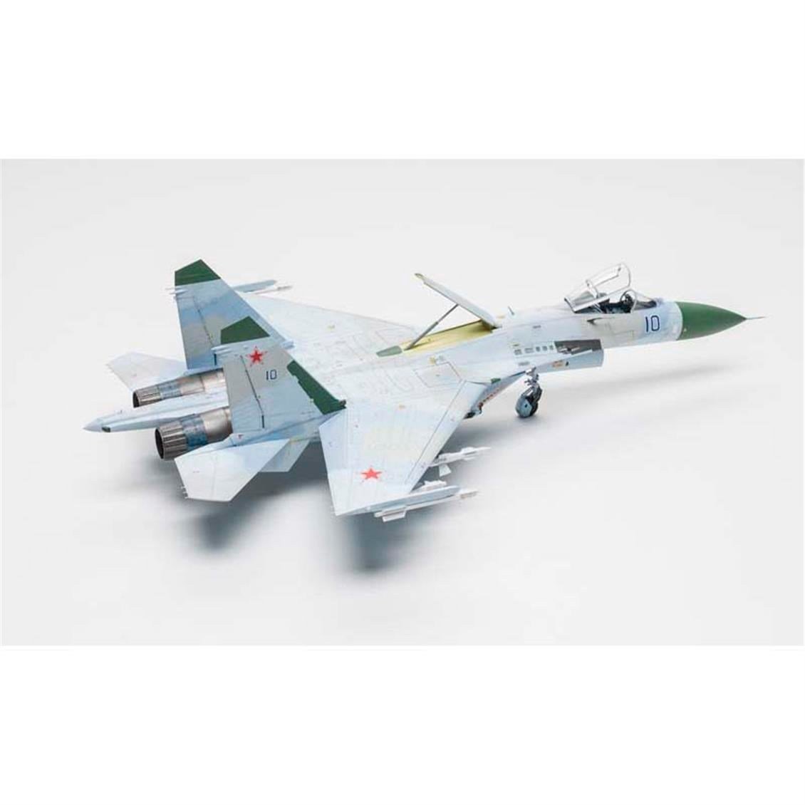HobbyBoss 81711 1/48 Ölçek, Su-27 Flanker B, Savaş Uçağı, Plastik Model Kiti