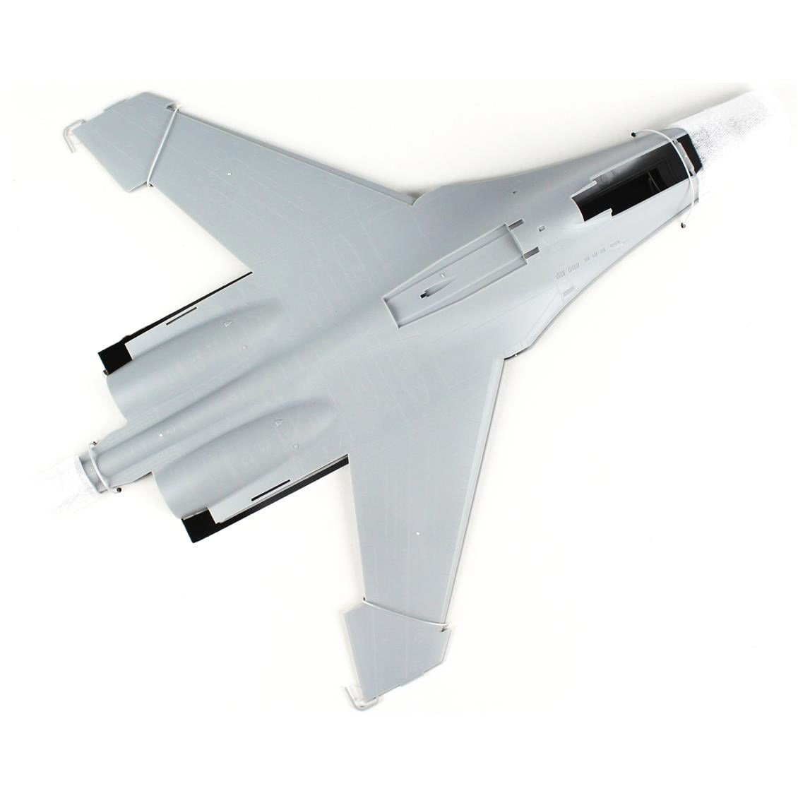 HobbyBoss 81713 1/48 Ölçek, Su-27UB Flanker C, Savaş Uçağı, Plastik Model Kiti