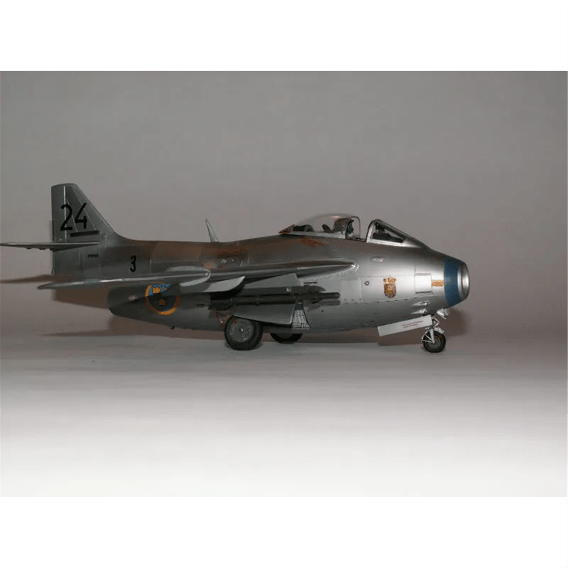 HobbyBoss 81745 1/48 Ölçek, J-29F  Tunnan, Savaş Uçağı, Plastik Model Kiti