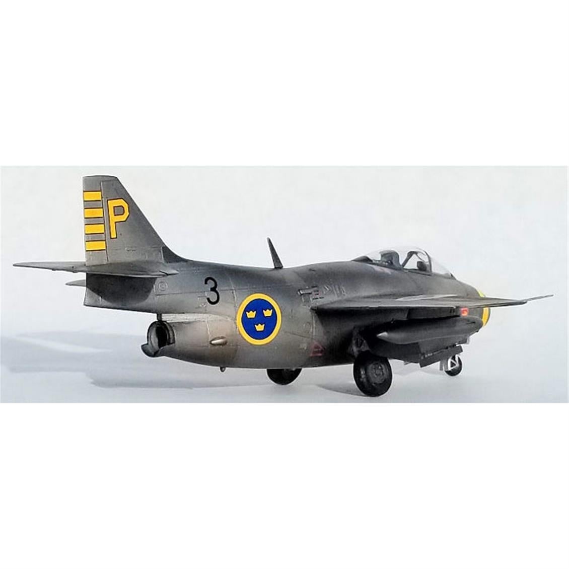 HobbyBoss 81746 1/48 Ölçek, J-29B  Tunnan, Savaş Uçağı, Plastik Model Kiti