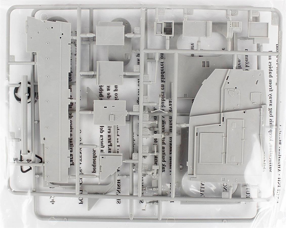 Hobbyboss 82409 1/35 Ölçek, LVTP-7 Amfibi Hücum Aracı, Plastik Model Kiti