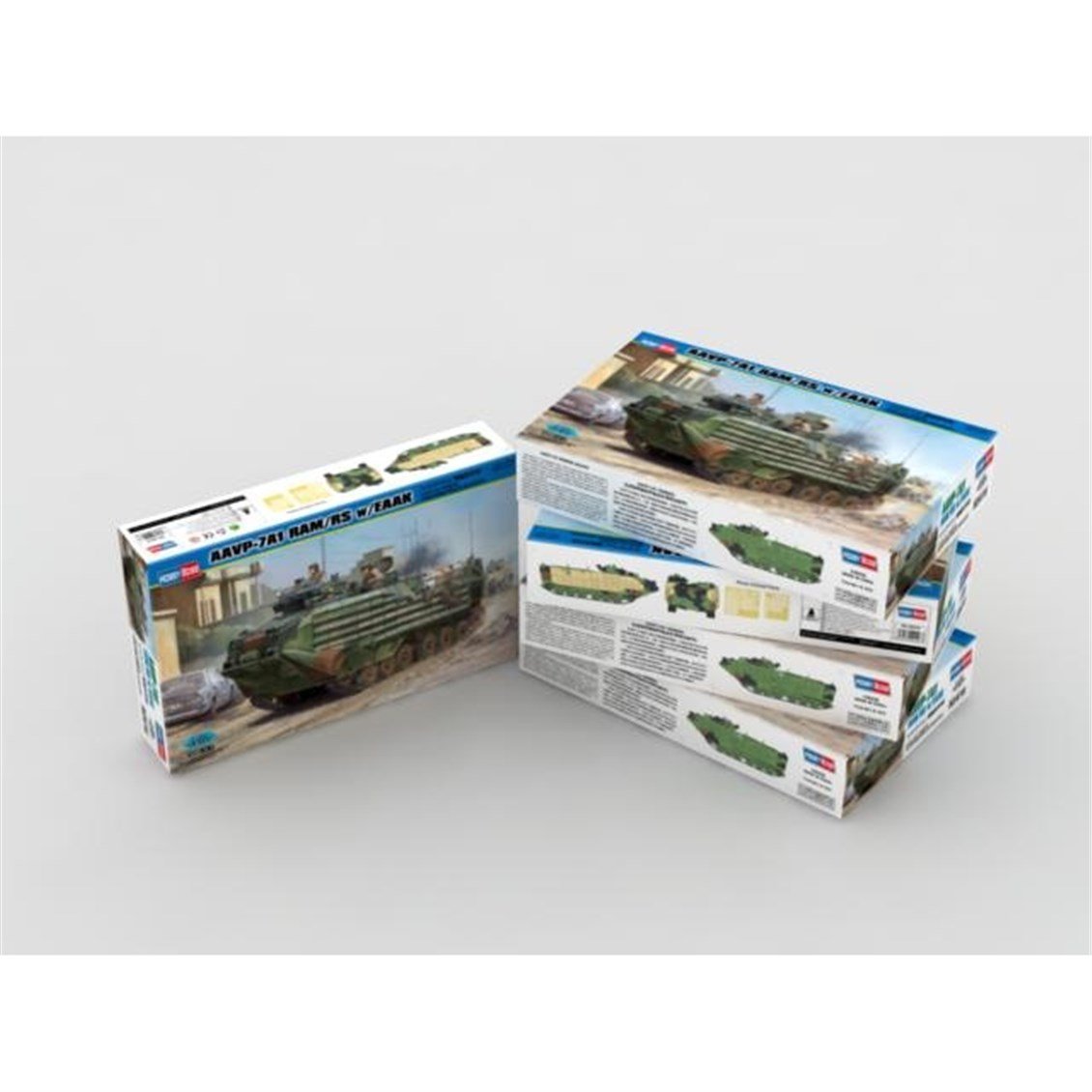 Hobbyboss 82416 1/35 Ölçek, AAVP-7A1 RAM/RS w/EAAK, Amfibi Hücum Aracı Plastik Model Kiti