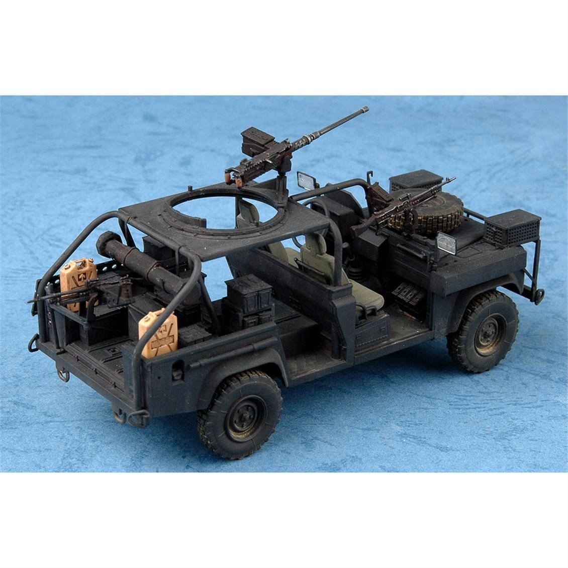 HobbyBoss 82450 1/35 Ölçek, (Ranger Special Operations Vehicle) RSOV w/MG, Askeri Cip , Plastik Model Kiti