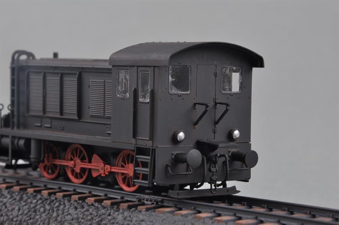 HobbyBoss 82913 1/72 Ölçek, Alman WR360 C12 Dizel Lokomotif, Plastik Model Kiti