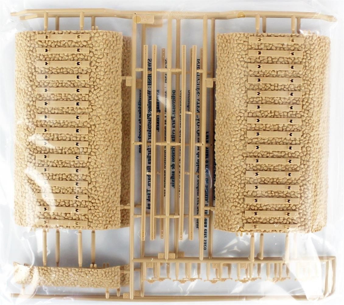 HobbyBoss 82925 1/72 Ölçek, Alman BP42 Top ve Uçaksavar vagonları, Plastik Model Kiti