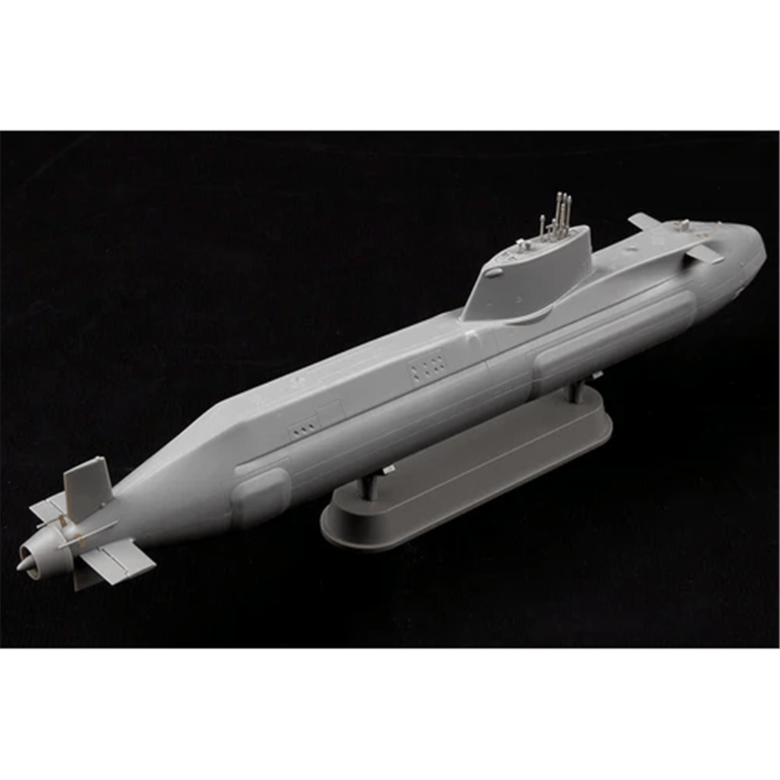 HobbyBoss 83509 1/350 Ölçek, HMS Astute, Denizaltı, Plastik Model Kiti