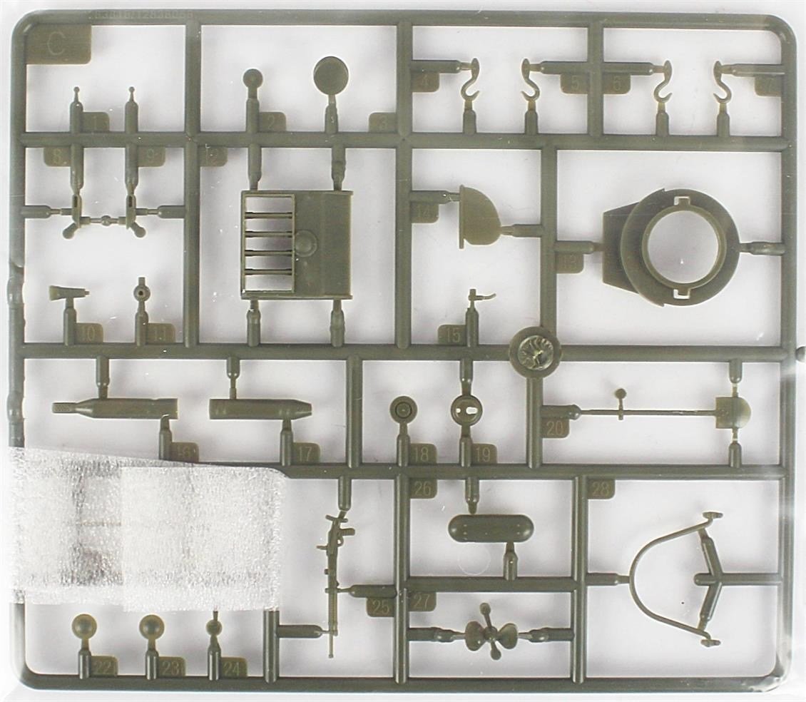HobbyBoss 83821 1/35 Ölçek, Sovyet T-37A Hafif Tankı (Izhorsky), Plastik Model Kiti