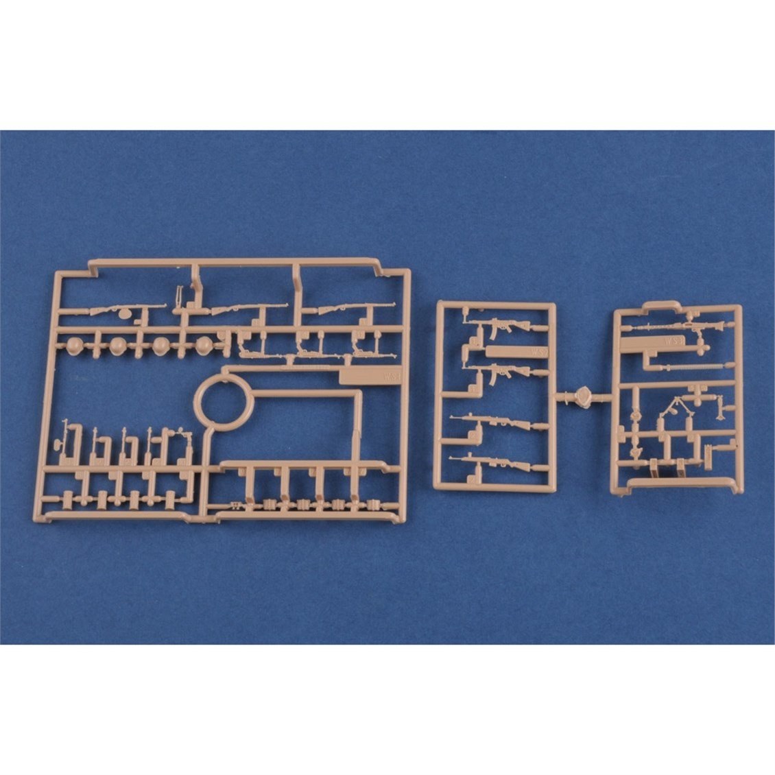 Hobbyboss 84405 1/35 Ölçek, Alman Tank Mürettebatı Vol.2, Plastik Figür Kiti