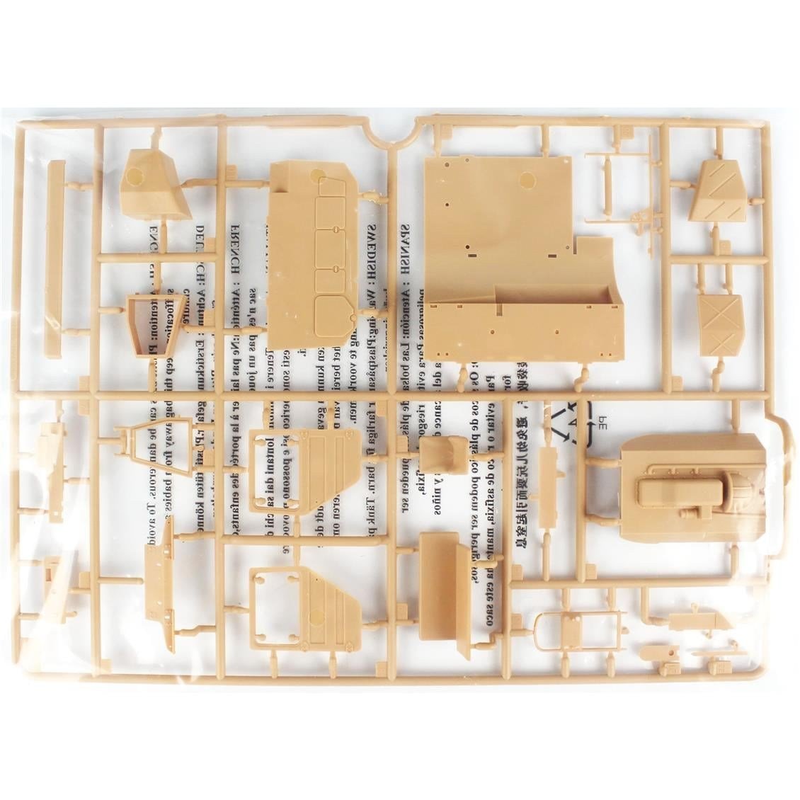 HobbyBoss 85520 1/35 Ölçek, LKW 7t Damperli Askeri Kamyon, Plastik Model Kiti
