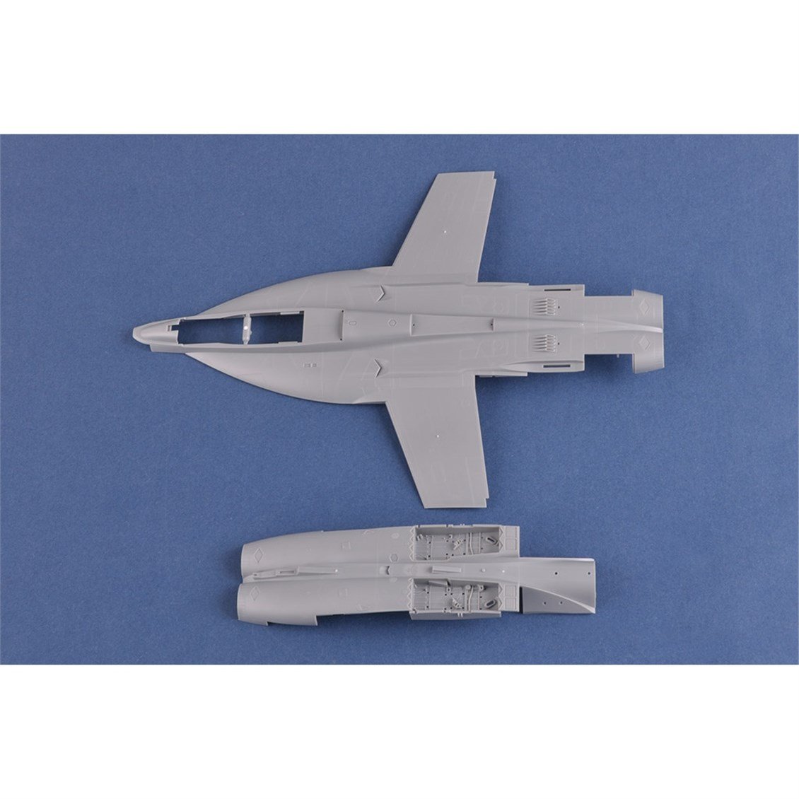 Hobbyboss 85813 1/48 Ölçek, F/A-18F Super Hornet, Savaş Uçağı Plastik Model Kiti