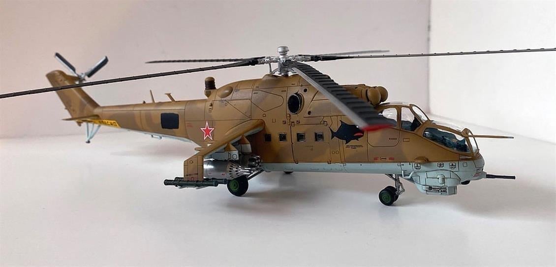 HobbyBoss 87220 1/72 Ölçek, Mi-24V  Hind-E Helikopteri, Plastik Model Kiti