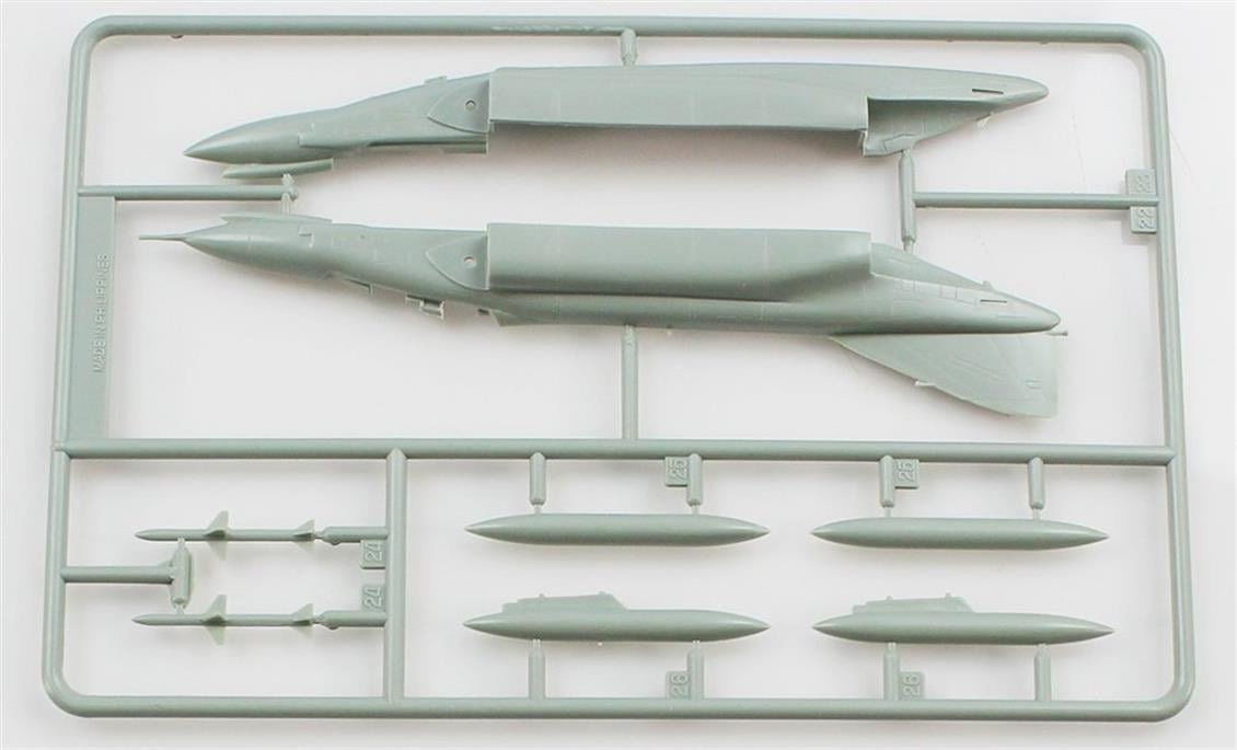 Hobbytime 051 1/144 Ölçek, F-4E Phantom II, Plastik Model kiti