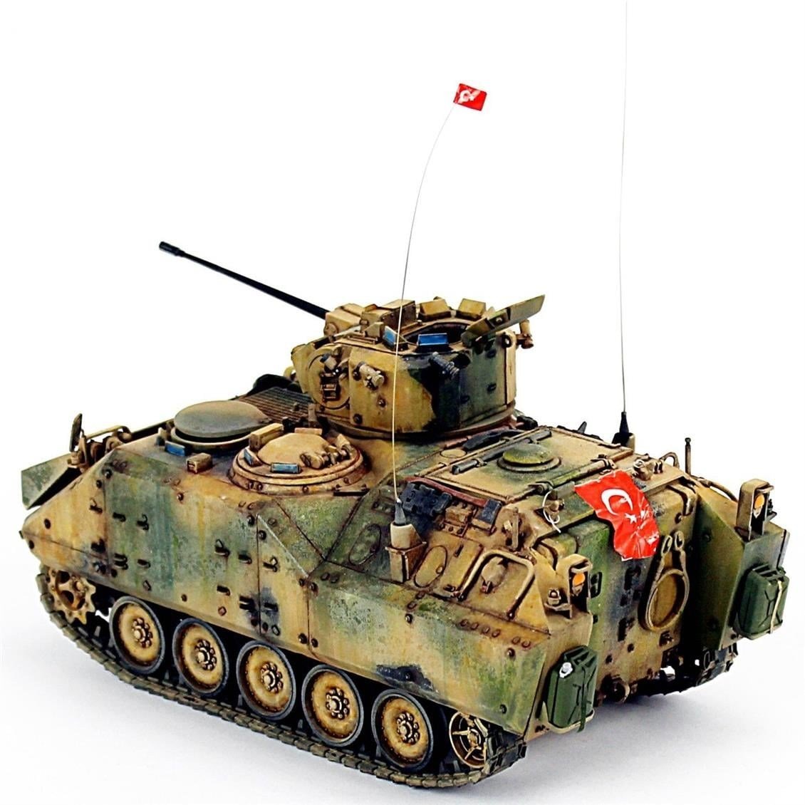 Hobbytime 059 1/35 Ölçek, ZMA-15 / ACV-15 Zırhlı Muharebe Aracı, Plastik Model kiti